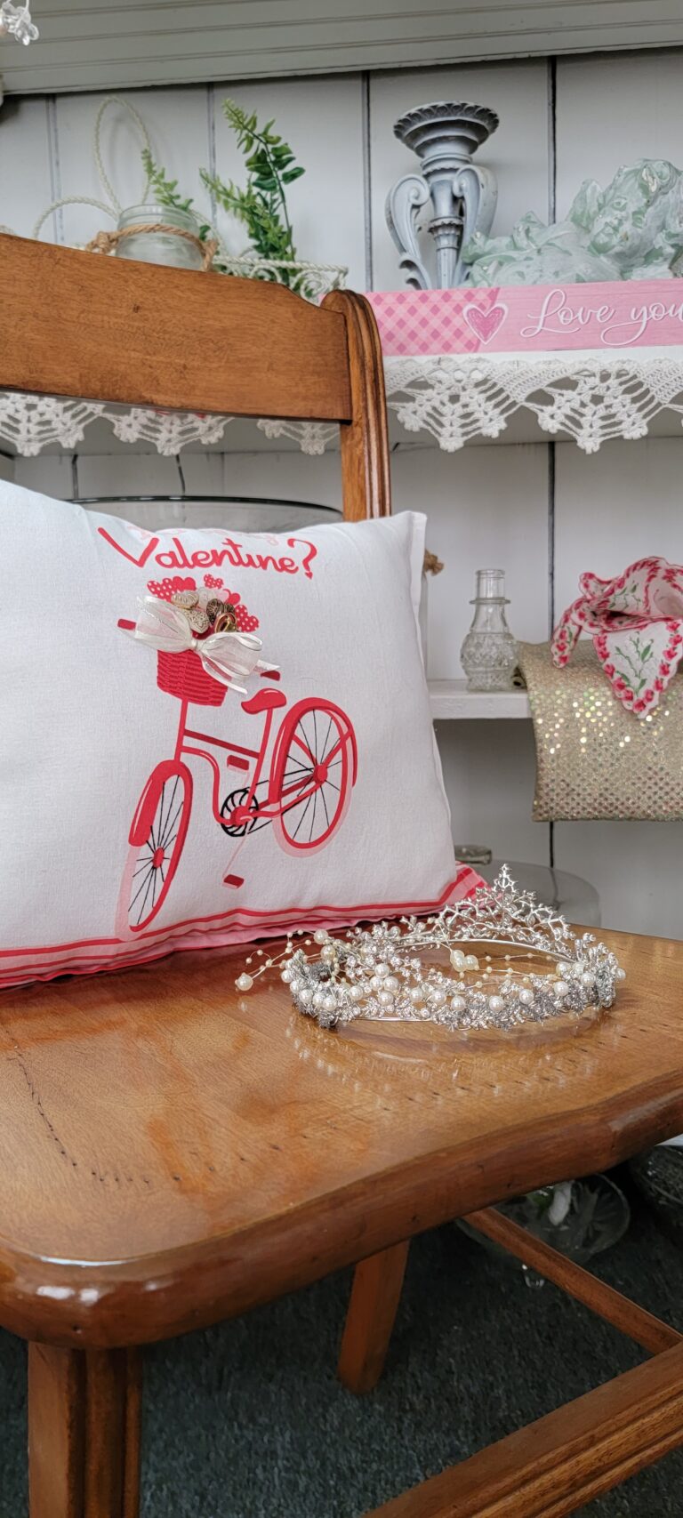 How to Make a Valentine Pillow from a Tea Towel